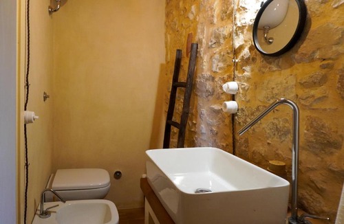 Abbazia di Fossanova House | Red Palazzo Fossanova