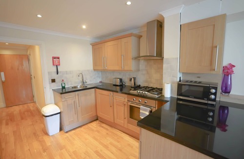 Waterloo Apartment | *REDUCED*12 Mins from London Eye - Cosy 2 Bedroom Apartment, Zone 1