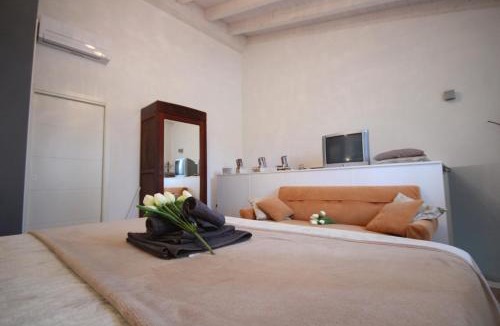 Correzzola Apartment | Relax garden villa 1ora da venezia VILLABRUNA