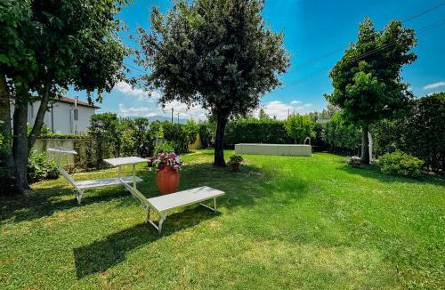 Quartiere XXIV Don Bosco Apartment | Relax in Lucca - Private Swimming Pool
