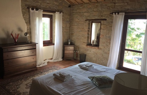 Castiglione Messer Raimondo House | Renovated farmhouse with private swimming pool and spectacular views.