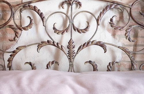 Pollutri Bed & Breakfast | Renovated old mansion