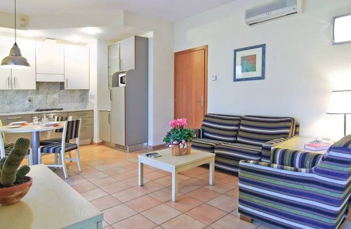 Zona XXX Castel Fusano Apartment | Residence I Triangoli Studio Apartment