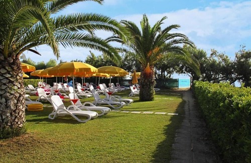 Cologna Spiaggia Resort | Residence Il Triangolo, Roseto degli Abruzzi