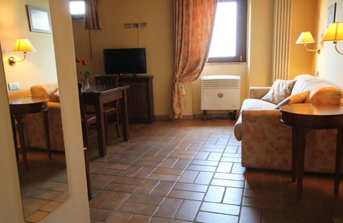 Monteprandone Apartment | Residence in Monteprandone with 1 bedrooms sleeps 4