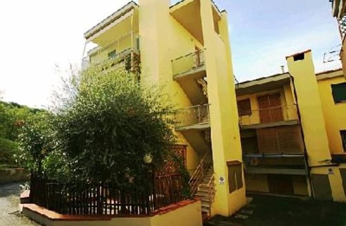 Puntone Apartment | Residential flat with garden