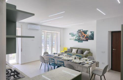 Gaeta Apartment | Residenza Ginevra in zona VIP, 4 camere, 4 bagni, fronte mare