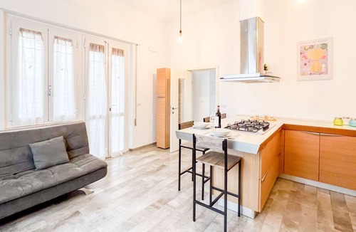 Roseto degli Abruzzi Apartment | Residenza delle Rose 1, comfortable two-room apartment near the sea
