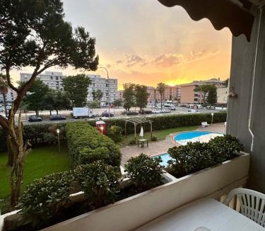 Quartiere XXXIII Lido di Ostia Ponente Apartment | Residenza piscina&mare