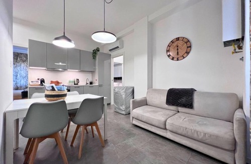 Sud-Ovest Apartment | Residenza Ruffoni - 3 Suites con bagno privato e Garage