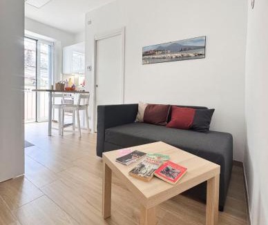 Rione Sanita Apartment | Rione Sanità House - casa Borghesia, luminosa nel cuore autentico di Napoli