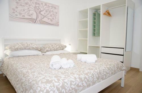 Rione Sanita Apartment | Rione Sanità House - casa Nobiltà, luminosa nel cuore autentico di Napoli