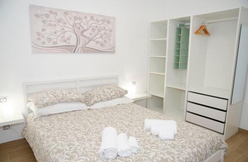 Rione Sanita Apartment | Rione Sanità House - casa Nobiltà, luminosa nel cuore autentico di Napoli