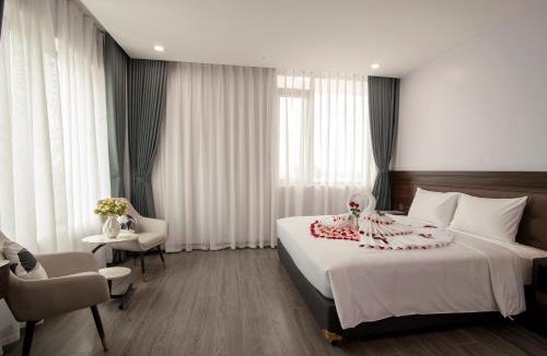 Quang Yen Hotel | Riverside Quảng Yên Hotel