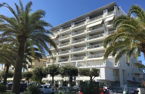 Giulianova House | RIVIERA PALACE - TRILO SEA FRONT- Premium Villas