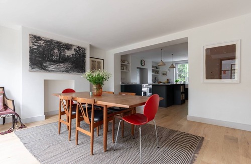 Cantelowes House | Rochester Road II - Four Bedroom House, Sleeps 6