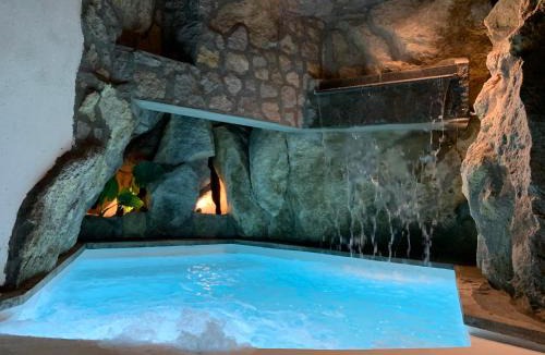 Forio Villa | Rock House Villa