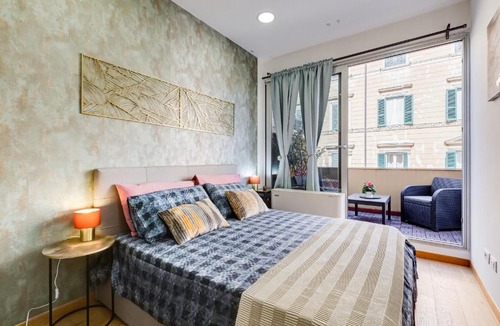 San Giovanni Apartment | Roma in Relax Lovely home in the center of Rome Fabrizia