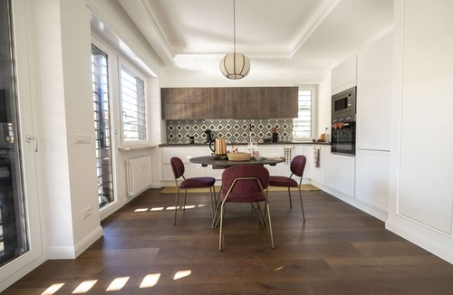 Zona LIII Tomba di Nerone Apartment | Roman Terrace & Soul in Peaceful Area