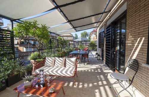 Zona LIII Tomba di Nerone Apartment | Roman Terrace & Soul in Peaceful Area