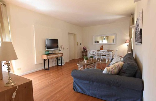Flaminio Apartment | Romantic Flat near Metro Flaminio