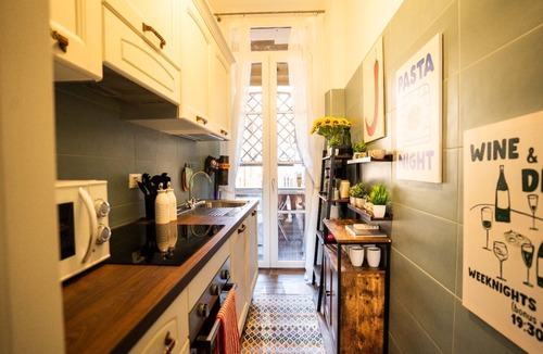 Quartiere Coppede Apartment | RomAntica near Villa Borghese: Design & Comfort in Rome’s Heart (7 Guests)
