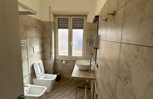 Zona XIX Casal Morena Apartment | Rome apartment close to services and lines to downtown casaau.com best price