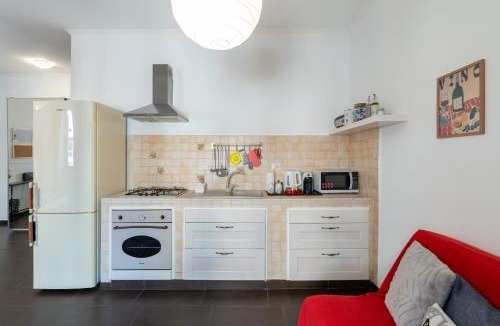 Prenestino-Centocelle Apartment | Rome-Elegant Space near metro with AC