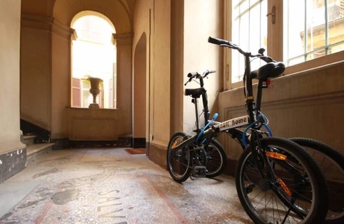 Rione III Colonna Apartment | Rome: Luxury Apartment