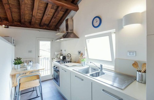 Rione V Ponte Apartment | Rome, Piazza Navona, characteristic apartment for 5 people