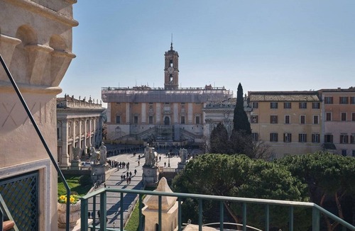 Campitelli Apartment | Rome's Most Iconic Squares, Piazza Venezia View Apartment.