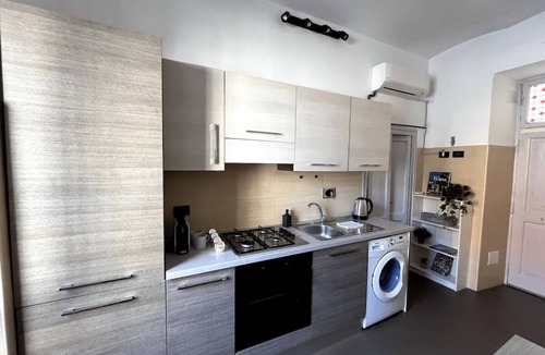 Marsala Apartment | [Rome Termini] - Elegant Suite