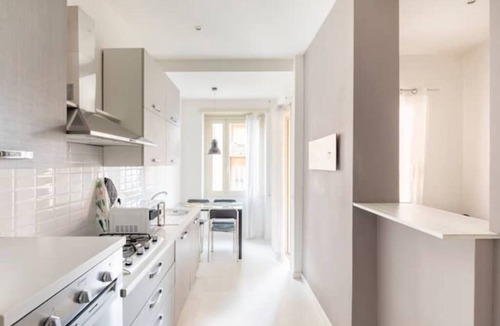 Quartiere XXI Pietralata Apartment | [Rome -Tiburtina Station]-Metro-Wi-Fi-Netflix