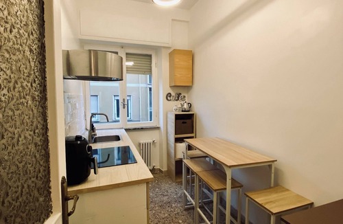 Prenestino-Centocelle Apartment | Rome Vacation Glicini, apt. 2 min walking metro station C