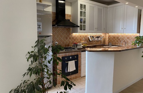 Torvaianica Condo | Rome w/Sea View- Beach 50m, Comfortable, Clean, AC, On-site Parking Included