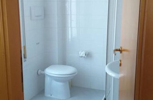 Pineto Bed & Breakfast | Room-bright Quadruple Room a Stone Throw