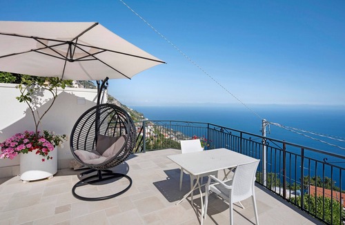San Michele Apartment | Room 'Camera Positano Sea View' with Sea View, Wi-Fi and Air Conditioning