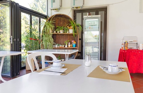 Sommacampagna Apartment | Room 'Casetta 6' with Private Terrace, Wi-Fi and Air Conditioning