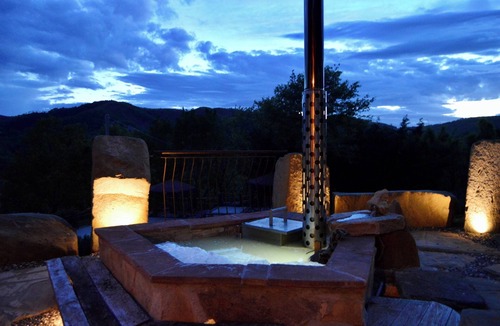 Gubbio House | Room in typical farmhouse, nestled in the green hills of Gubbio