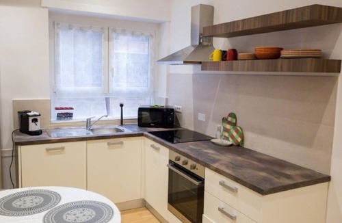 Tuscolano Apartment | RoomApartment Rome: 1 Bedroom Apartment