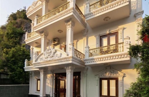 Cat Ba Villa | Rose Wood Cat Ba