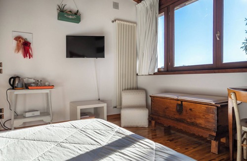 Bassano del Grappa Bed & Breakfast | Rosy25 - Rooms with pool | Relaxation & atmosphere in Bassano