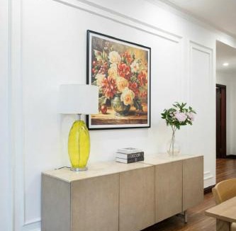 Thanh Xuan Apartment | Royal City 3BR Vintage Pool Garden View