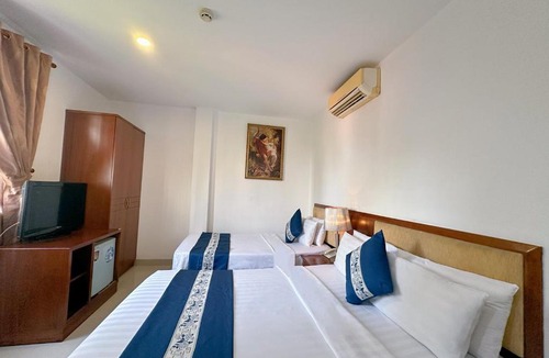 Phuong 6 Hotel | Ruby Star Hotel- Near Bến Thành Market