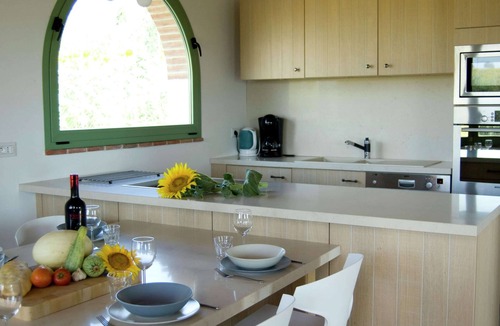Ferretto House | Rustic Charm, Modern Comfort