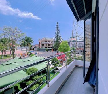 Ha Tien Hotel | Sài Gòn - Hà Tiên