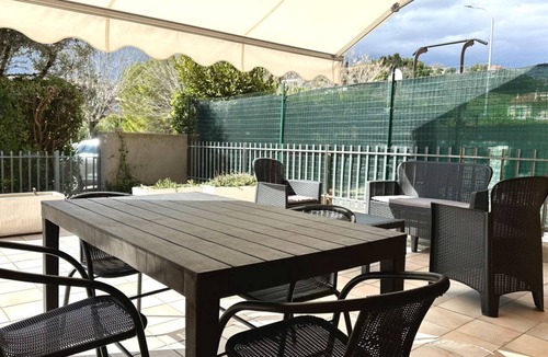 Sirolo Apartment | S044 - Sirolo, delightful three-room apartment with garden