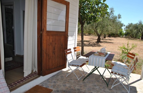 Itri House | Saha Retreat with Private Patio