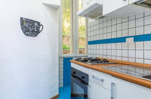 Posillipo Apartment | San Luigi cozy flat - private parking