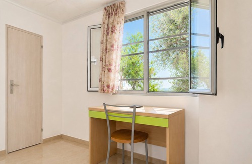 Mattinata House | San Michele - 7 - Bungalow with Sea View Window, Wi-Fi, and Air Conditioning